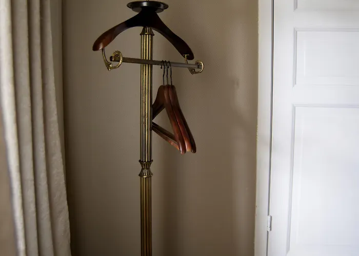 - Unike Ξενοδοχείο